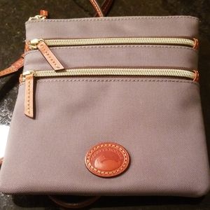 Dooney and bourke purse